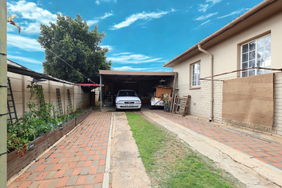 3 Bedroom Property for Sale in Fairy Glen Western Cape